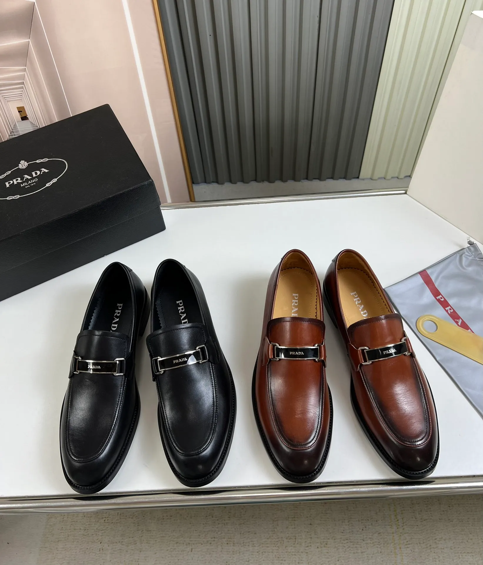 Men's shoes 💰520💰 Prada.PRADA men's business casual leather shoes, 1:1 shipment ⬆️Luxurious and noble 👞All imported original brand leather materials, just to create a more comfortable wearing experience, upper: original cowhide ➕Imported full cow lining, original outsole ✔️36-45 (45 non-returnable)
